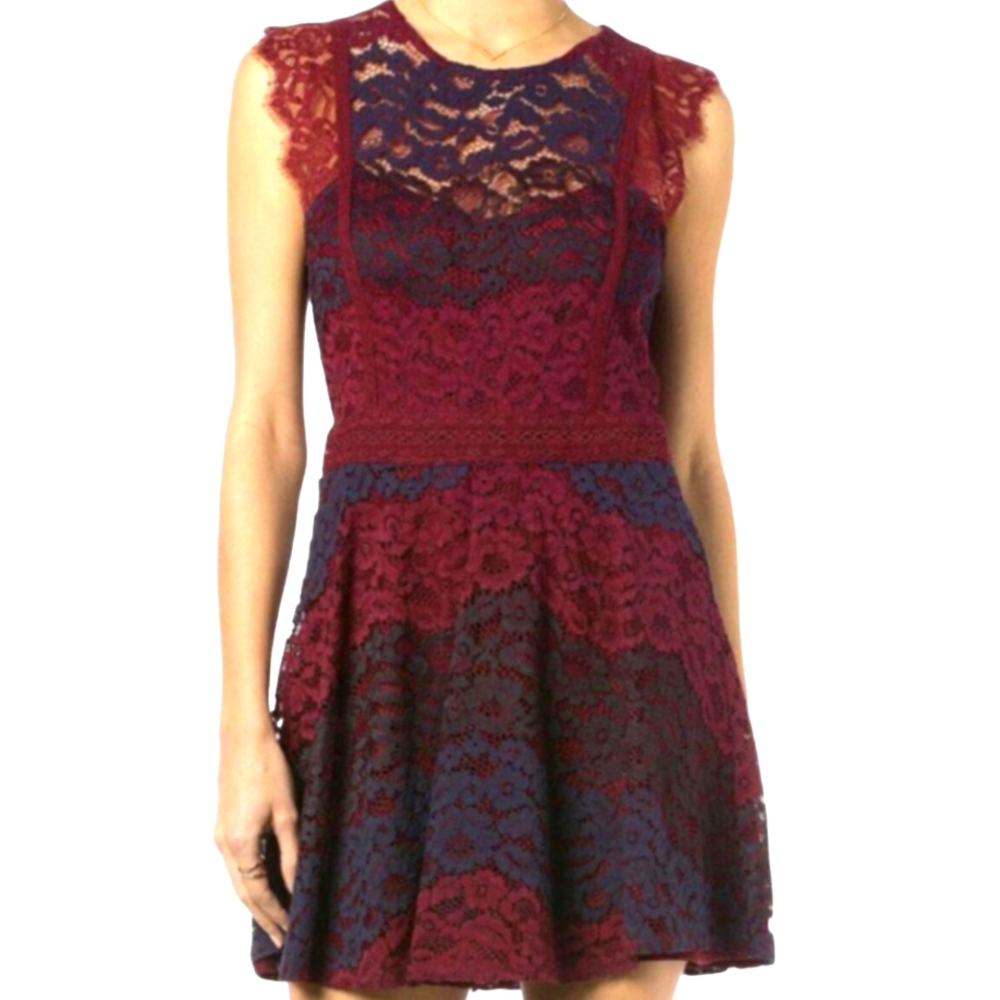 NWT Miss Me All Over Lace Fit and Flare Mini Dress Women's Size Large